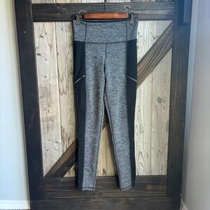 Athleta gray and black leggings size small